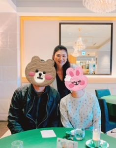 新婚夫婦とカウンセラー